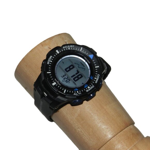 Casio Pro Trek PRG-300 Black Triple Sensor Watch 3443 Solar - Picture 2 of 9